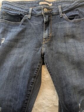 Levi’s 711 Skinny Jeans Women’s 31 Distressed Medium Wash Stretch Denim